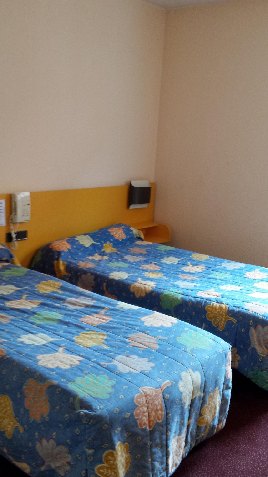 Hotel Estival Arriel Lourdes Eksteriør billede